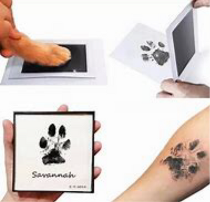 Capture your pet's paw prints safely with our non-toxic, ink-free footprint pad! Perfect for keepsakes! 🐾✨