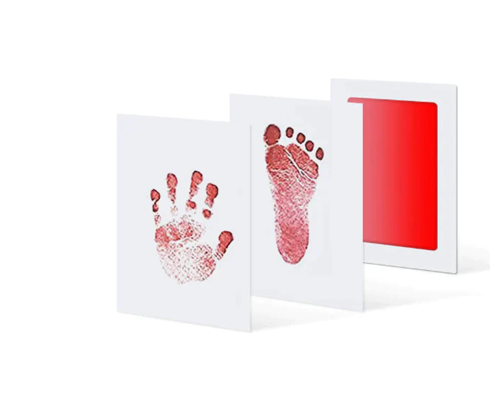 Capture your pet's paw prints safely with our non-toxic, ink-free footprint pad! Perfect for keepsakes! 🐾✨